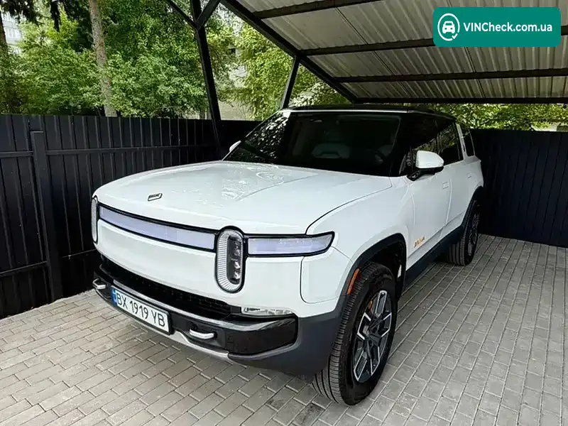 Rivian R1S 2023, фото з оголошення 1 з 20, VIN 7PDSGABAXRN031037