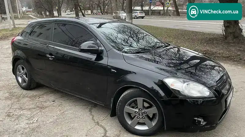 Kia Ceed 2008, фото з оголошення 2 з 15, VIN Y6LFF23128L006447