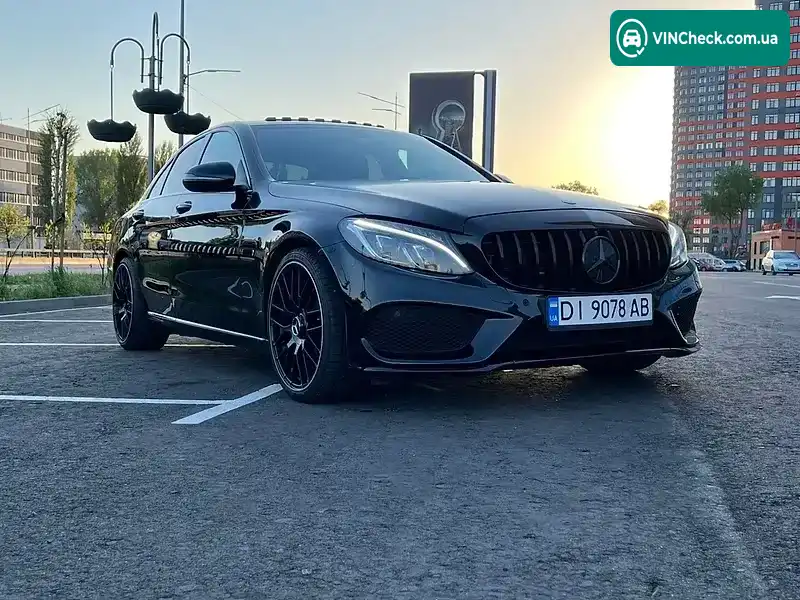 Mercedes-Benz C-Class 2018, фото з оголошення 1 з 18, VIN 55SWF4JB0JU280360