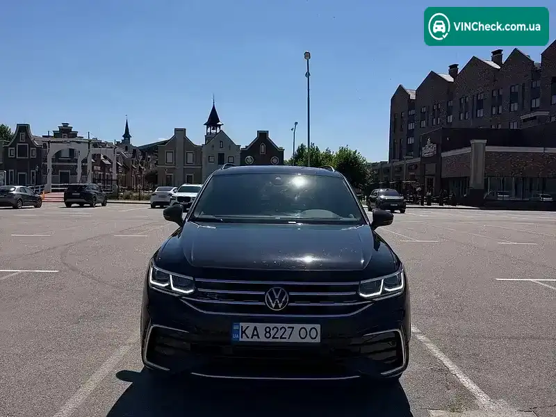 Volkswagen Tiguan 2023, фото з оголошення 1 з 11, VIN 3VVCB7AX0RM010762