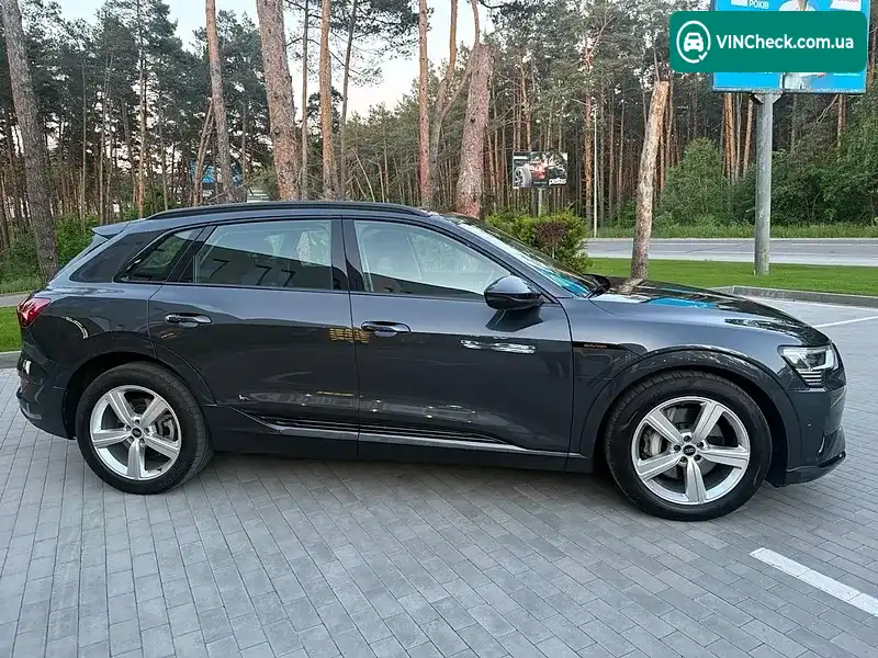 Audi e-tron 2022, фото з оголошення 2 з 20, VIN WAUZZZGE3PB010133