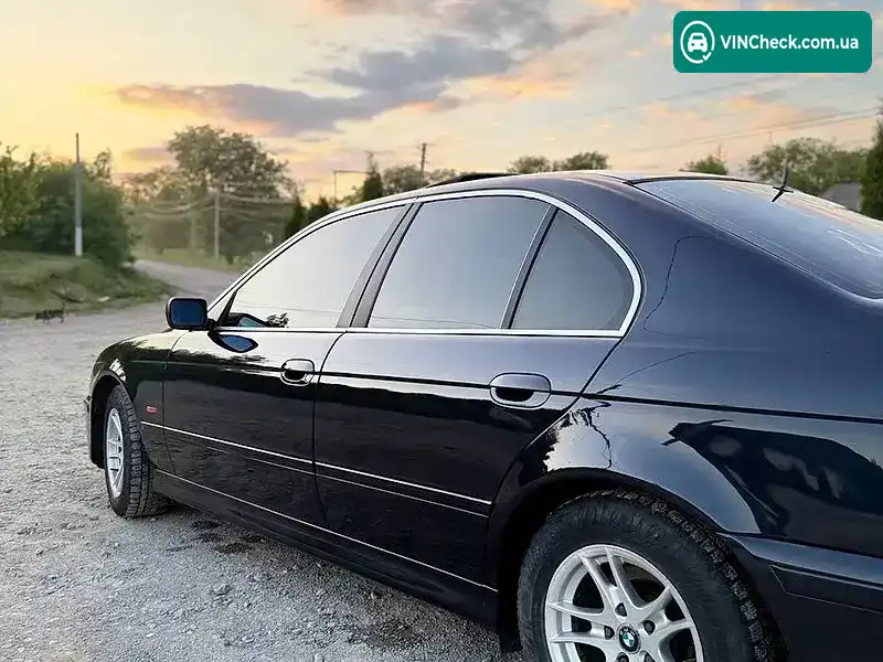BMW 5 Series 2001, фото з оголошення 1 з 21, VIN WBADL91020GW60430