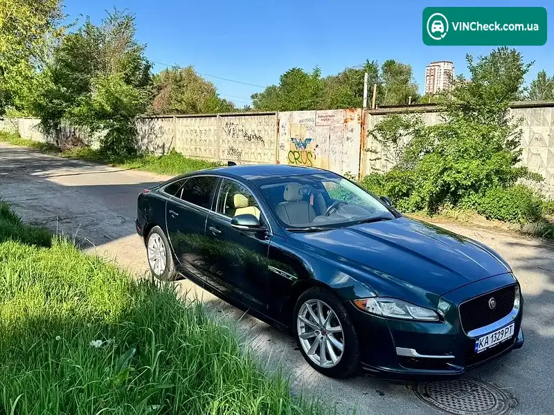 Jaguar XJ 2016, фото з оголошення 1 з 15, VIN SAJWA1C71H8W06749
