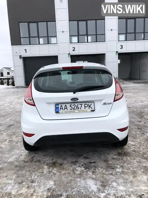 Ford Fiesta 2016, фото з оголошення 2 з 21, VIN WF0DXXGAKDGS43883