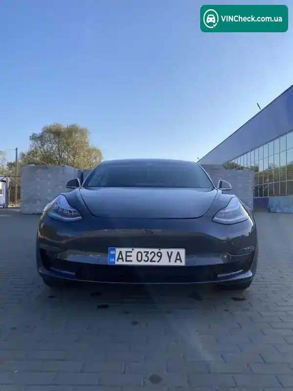 Tesla Model 3 2018, фото з оголошення 1 з 17, VIN 5YJ3E1EB1JF128653