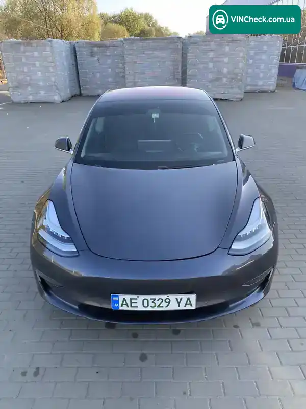 Tesla Model 3 2018, фото з оголошення 2 з 17, VIN 5YJ3E1EB1JF128653