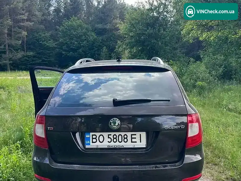 Skoda Superb 2013, фото з оголошення 2 з 21, VIN TMBJF93T5D9039438