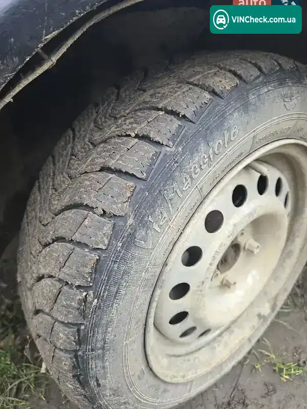 Volkswagen Jetta 1989, фото з оголошення 2 з 8, VIN WVWZZZ1GZKW290889