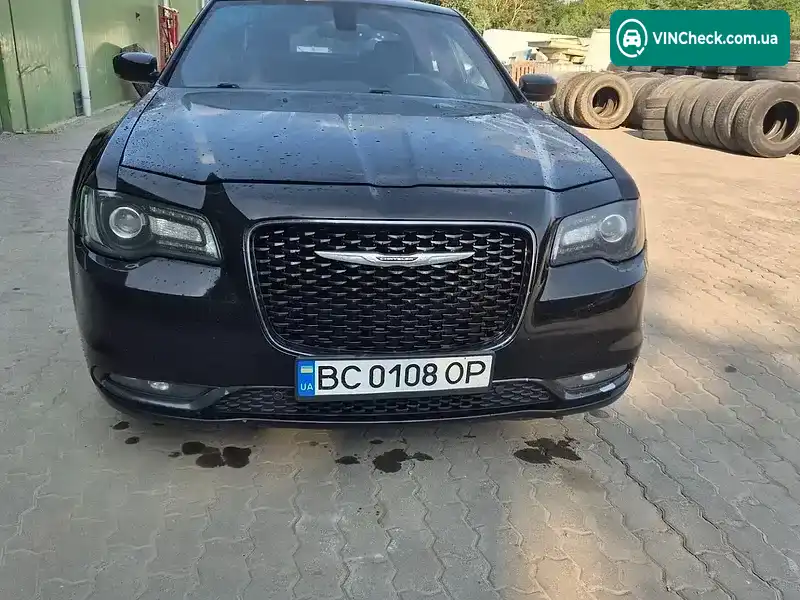 Chrysler 300 2016, фото з оголошення 1 з 14, VIN 2C3CCABG1GH190700