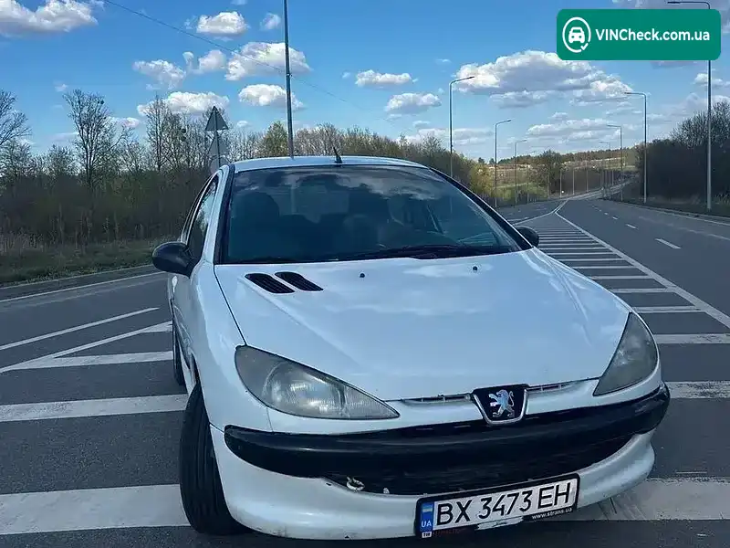 Peugeot 206 2002, фото з оголошення 1 з 6, VIN VF32AWJYF42381309