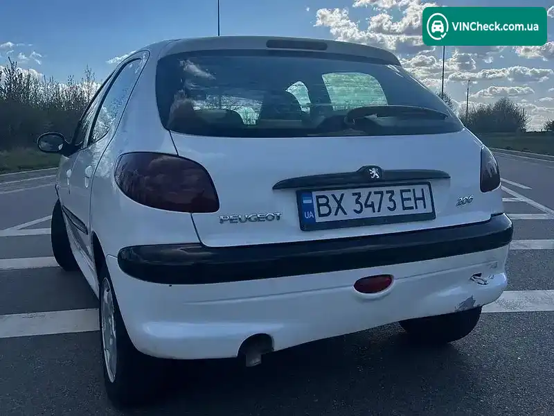 Peugeot 206 2002, фото з оголошення 2 з 6, VIN VF32AWJYF42381309