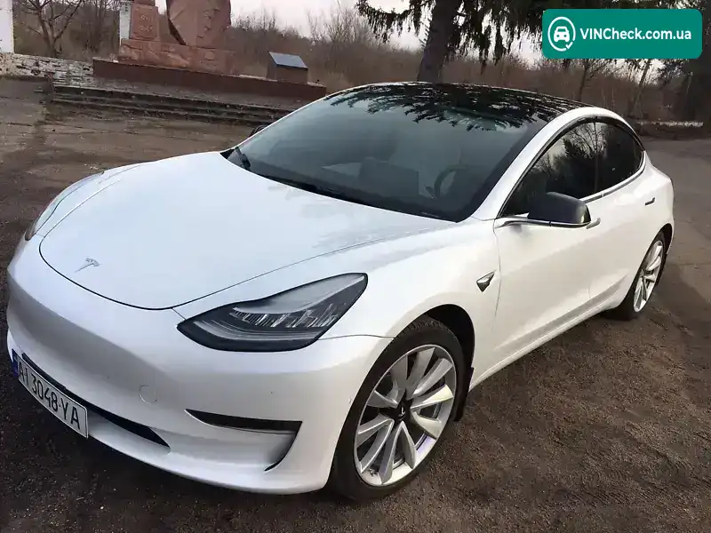 Tesla Model 3 2019, фото з оголошення 2 з 20, VIN 5YJ3E1EA0KF429438