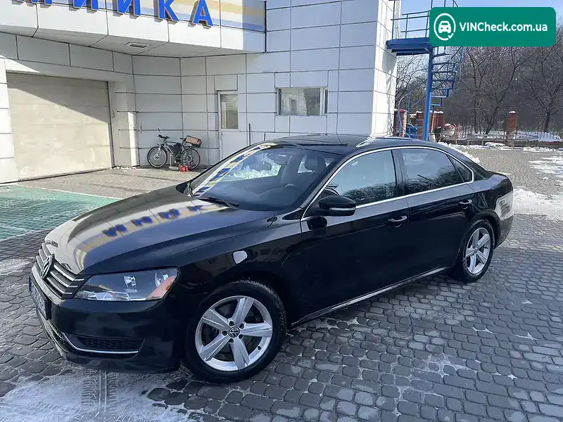 Volkswagen Passat 2013, фото з оголошення 2 з 20, VIN 1VWBH7A35DC082943