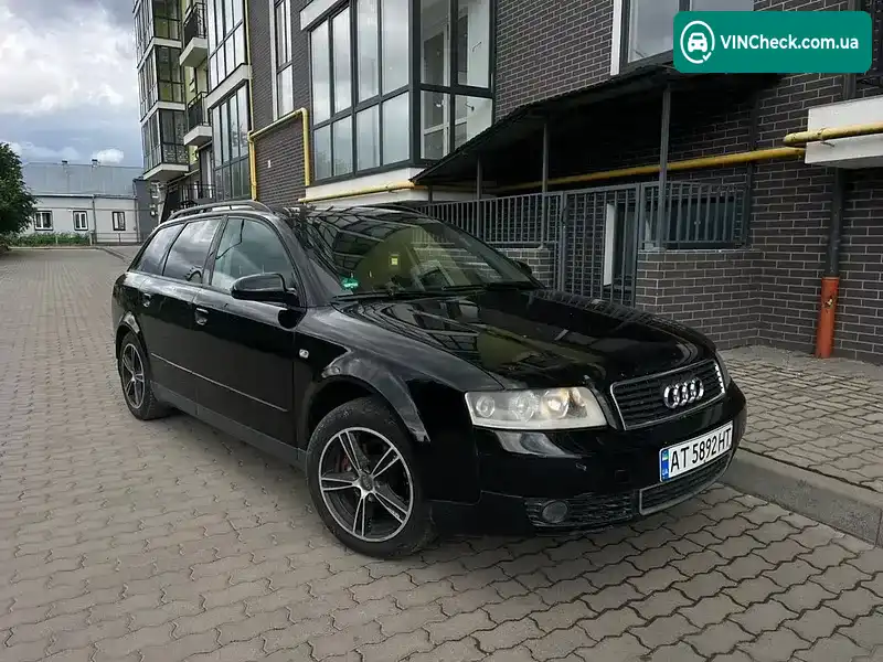Audi A4 2001, фото з оголошення 1 з 10, VIN WAUZZZ8E02A145888