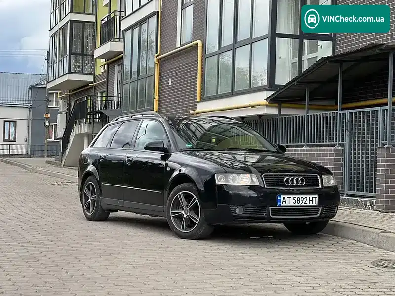 Audi A4 2001, фото з оголошення 2 з 10, VIN WAUZZZ8E02A145888