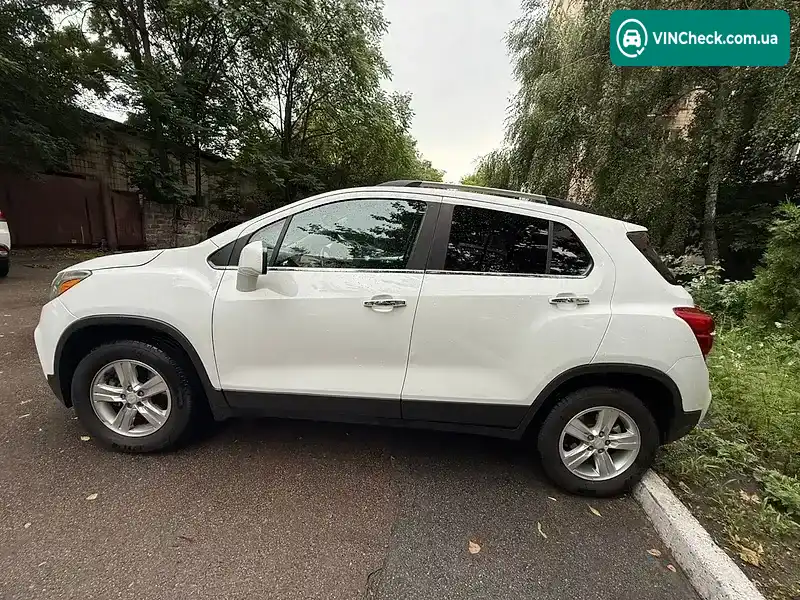 Chevrolet Trax 2017, фото з оголошення 2 з 14, VIN 3GNCJPSBXJL168239