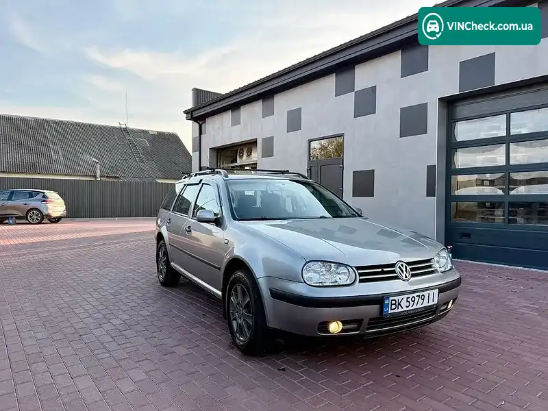 Volkswagen Golf 2004, фото з оголошення 1 з 14, VIN WVWZZZ1JZ5W012303