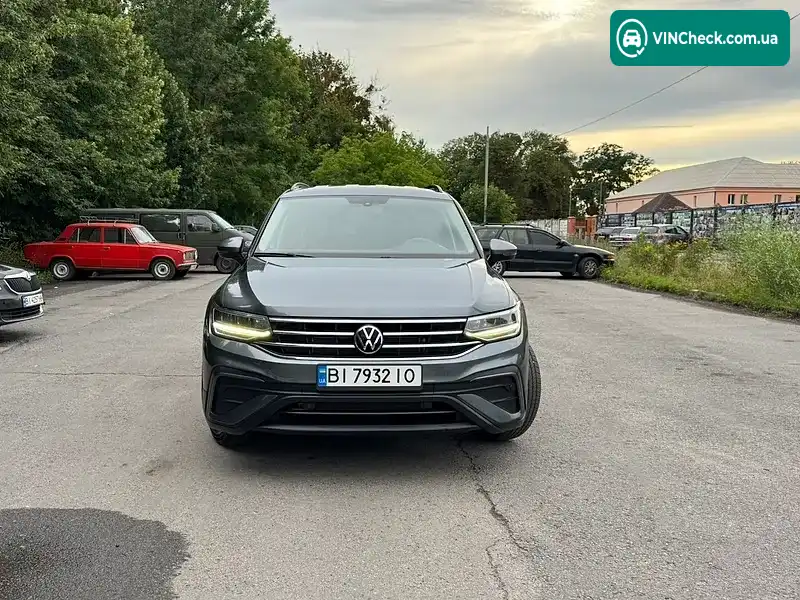 Volkswagen Tiguan 2022, фото з оголошення 1 з 20, VIN 3VVRB7AX8PM047968