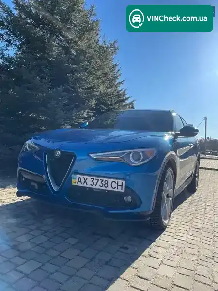 Alfa Romeo Stelvio 2017, фото з оголошення 1 з 10, VIN ZASFAKNN8J7B92372