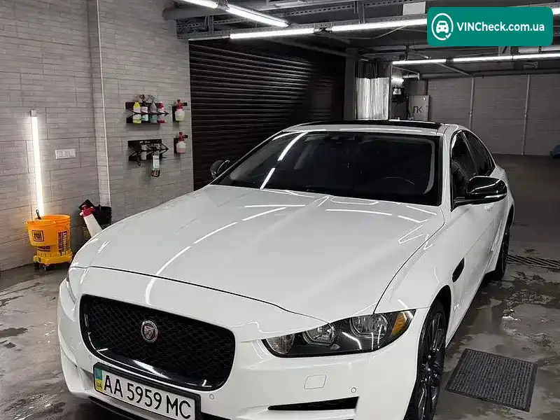 Jaguar XE 2019, фото з оголошення 1 з 8, VIN SAJAR4FX5KCP52866
