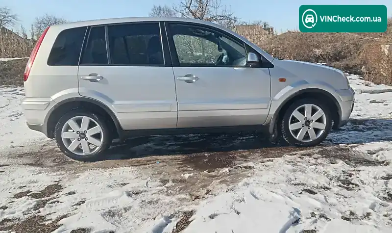 Ford Fusion 2006, фото з оголошення 2 з 15, VIN WF0UXXGAJU6G58685