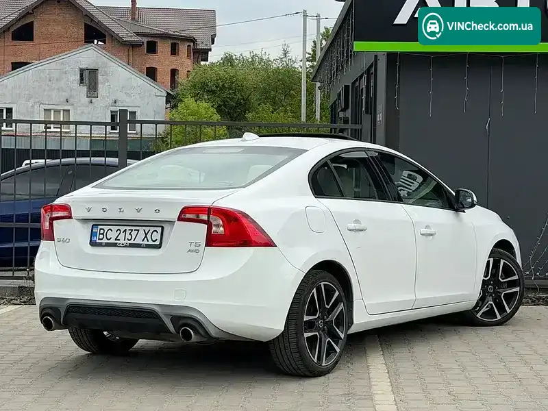 Volvo S60 2017, фото з оголошення 2 з 20, VIN YV140MTL6H2439325