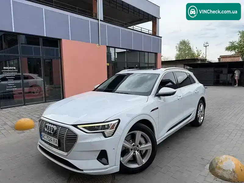 Audi e-tron 2019, фото з оголошення 2 з 20, VIN WA1LAAGE4KB023512