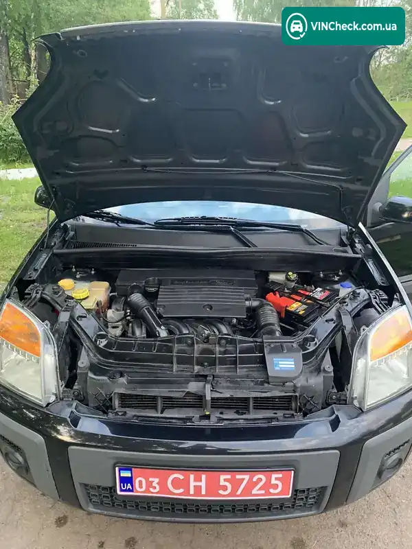 Ford Fusion 2007, фото з оголошення 2 з 19, VIN WF0UXXGAJU7M06604
