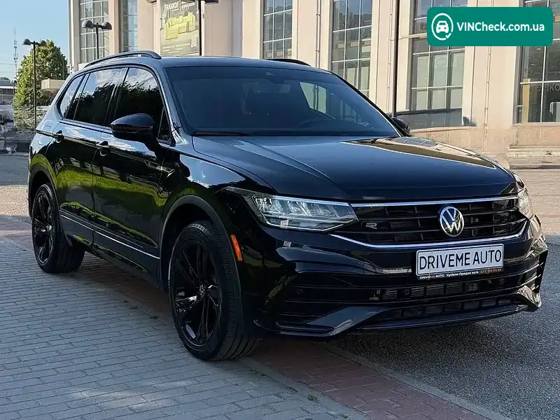 Volkswagen Tiguan 2024, фото з оголошення 2 з 20, VIN 3VVCB7AX8RM213205