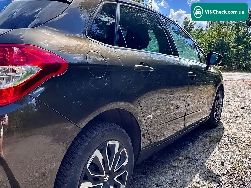 Citroen C4 2011, фото з оголошення 2 з 15, VIN VF7NC9HR8BY626012