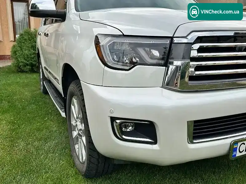 Toyota Sequoia 2015, фото з оголошення 2 з 18, VIN 5TDDW5G16FS125702