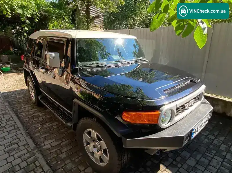 Toyota FJ Cruiser 2008, фото з оголошення 1 з 11, VIN JTEBU11FX8K037686