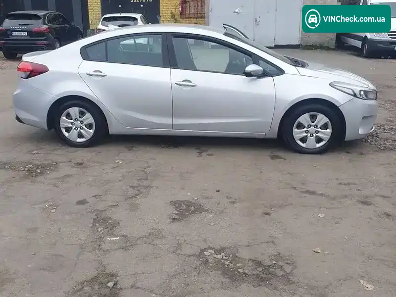 Kia Forte 2016, фото з оголошення 2 з 20, VIN 3KPFL4A72HE103783
