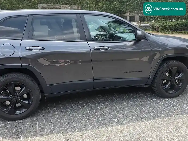 Jeep Cherokee 2015, фото з оголошення 1 з 14, VIN 1C4PJMCS0GW103877