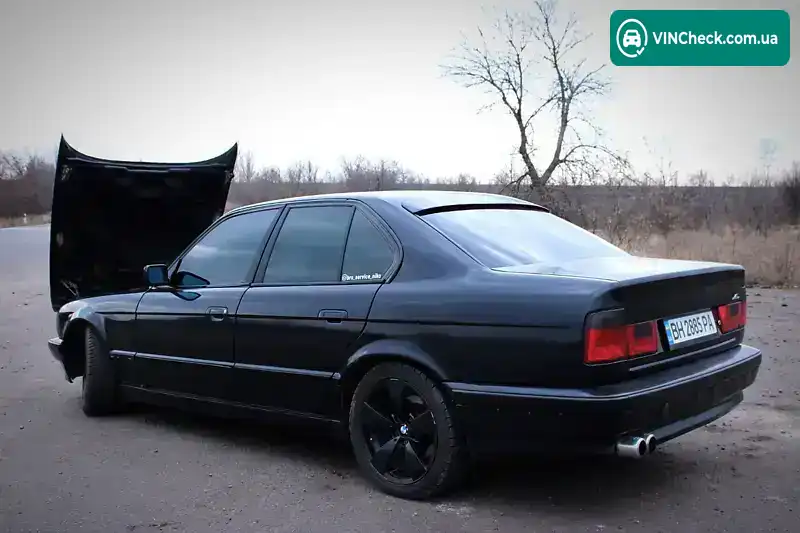 BMW 5 Series 1994, фото з оголошення 1 з 17, VIN WBAHB5101RGG46003