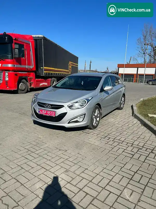 Hyundai i40 2015, фото з оголошення 1 з 20, VIN KMHLC81UAFU100978