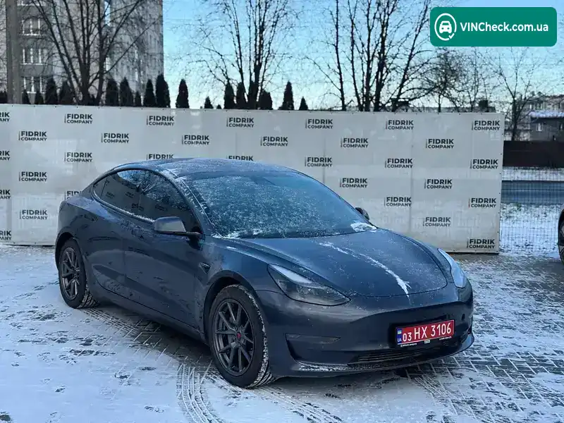 Tesla Model 3 2021, фото з оголошення 2 з 18, VIN 5YJ3E1EB6MF941667