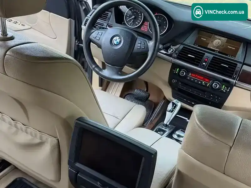 BMW X5 2007, фото з оголошення 2 з 11, VIN WBAFE81030LZ68548