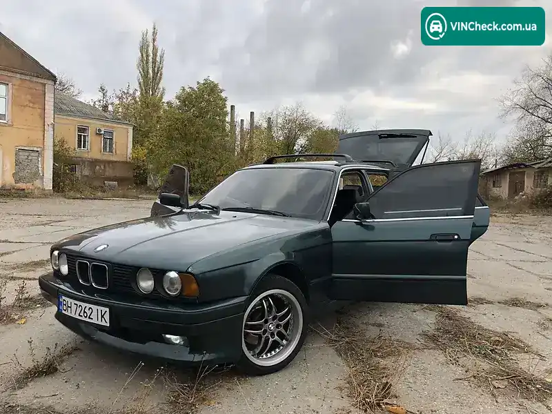 BMW 5 Series 1993, фото з оголошення 1 з 11, VIN WBA36510004692756