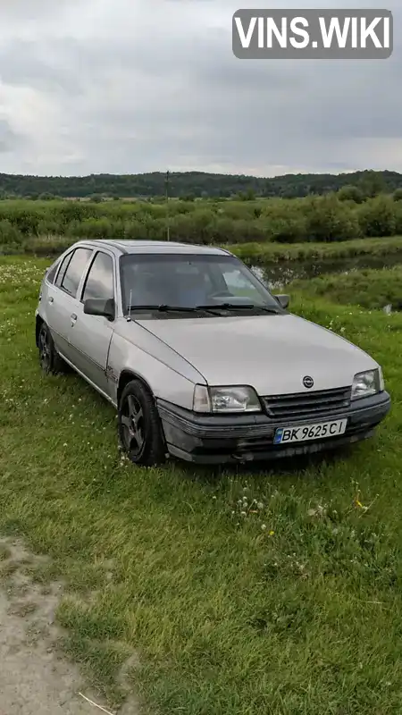 Opel Kadett 1985, фото з оголошення 1 з 9, VIN W0L000044F5156328