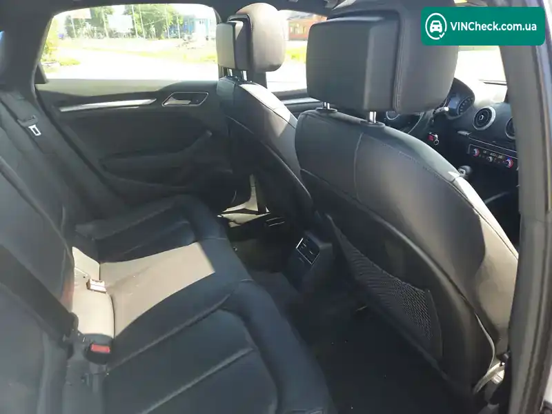 Audi A3 2017, фото з оголошення 1 з 10, VIN WAUAUGFF9H1036382