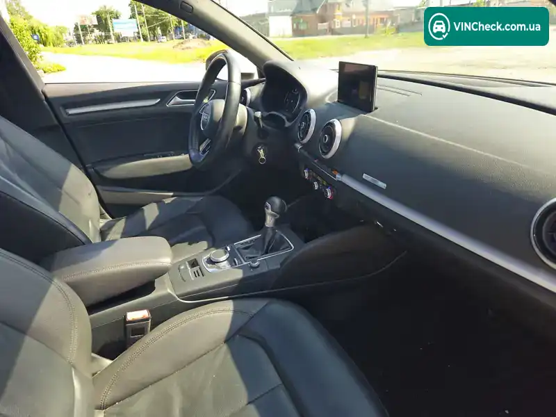 Audi A3 2017, фото з оголошення 2 з 10, VIN WAUAUGFF9H1036382