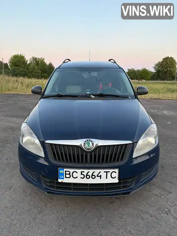 Skoda Roomster 2010, фото з оголошення 2 з 21, VIN TMBNM65J5B7006451