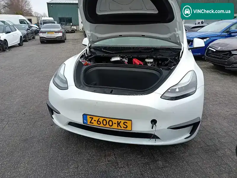 Tesla Model Y 2024, фото з оголошення 2 з 11, VIN XP7YGCES6RB430445