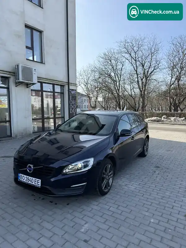 Volvo V60 2016, фото з оголошення 2 з 17, VIN YV1FW78C0H1359000
