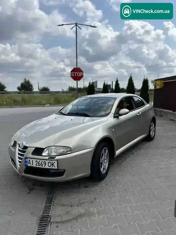 Alfa Romeo GT 2004, фото з оголошення 2 з 20, VIN ZAR93700005170342