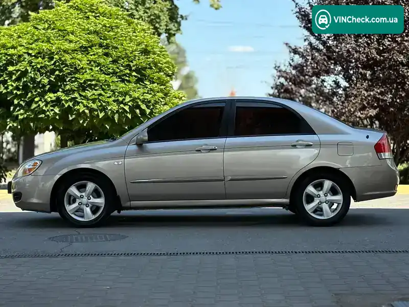 Kia Cerato 2006, фото з оголошення 2 з 21, VIN KNEFE227275412523