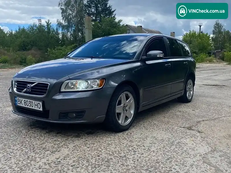 Volvo V50 2007, фото з оголошення 2 з 15, VIN YV1MW774982377458