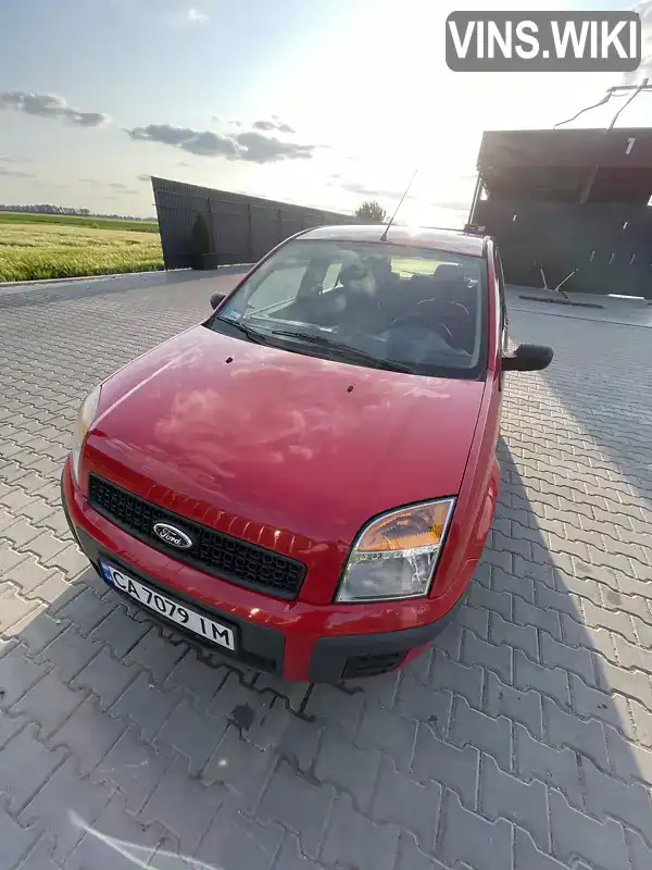 Ford Fusion 2006, фото з оголошення 2 з 21, VIN WF0UXXGAJU6L46373
