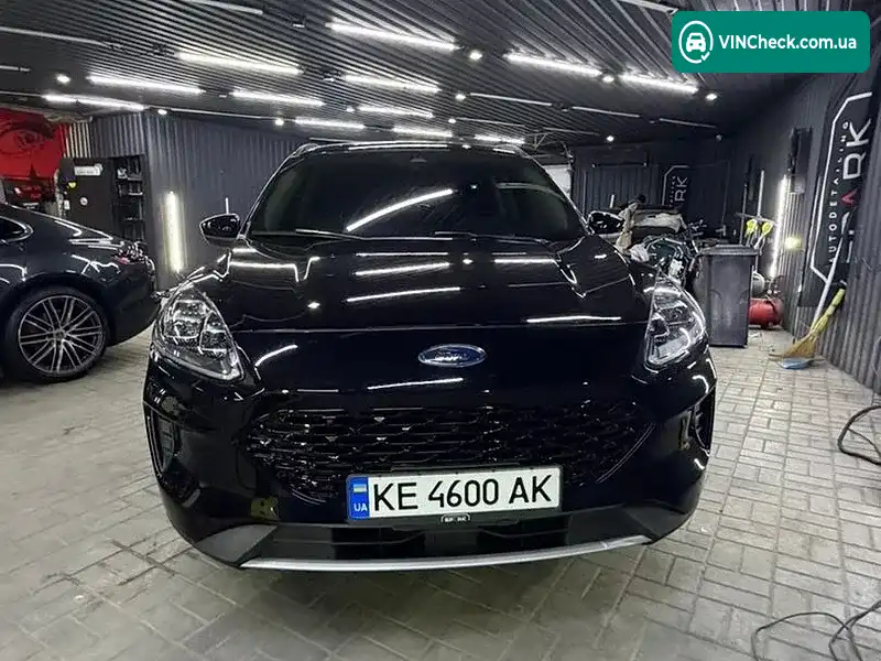 Ford Escape 2020, фото з оголошення 2 з 10, VIN 1FMCU9BZ5LUA63461